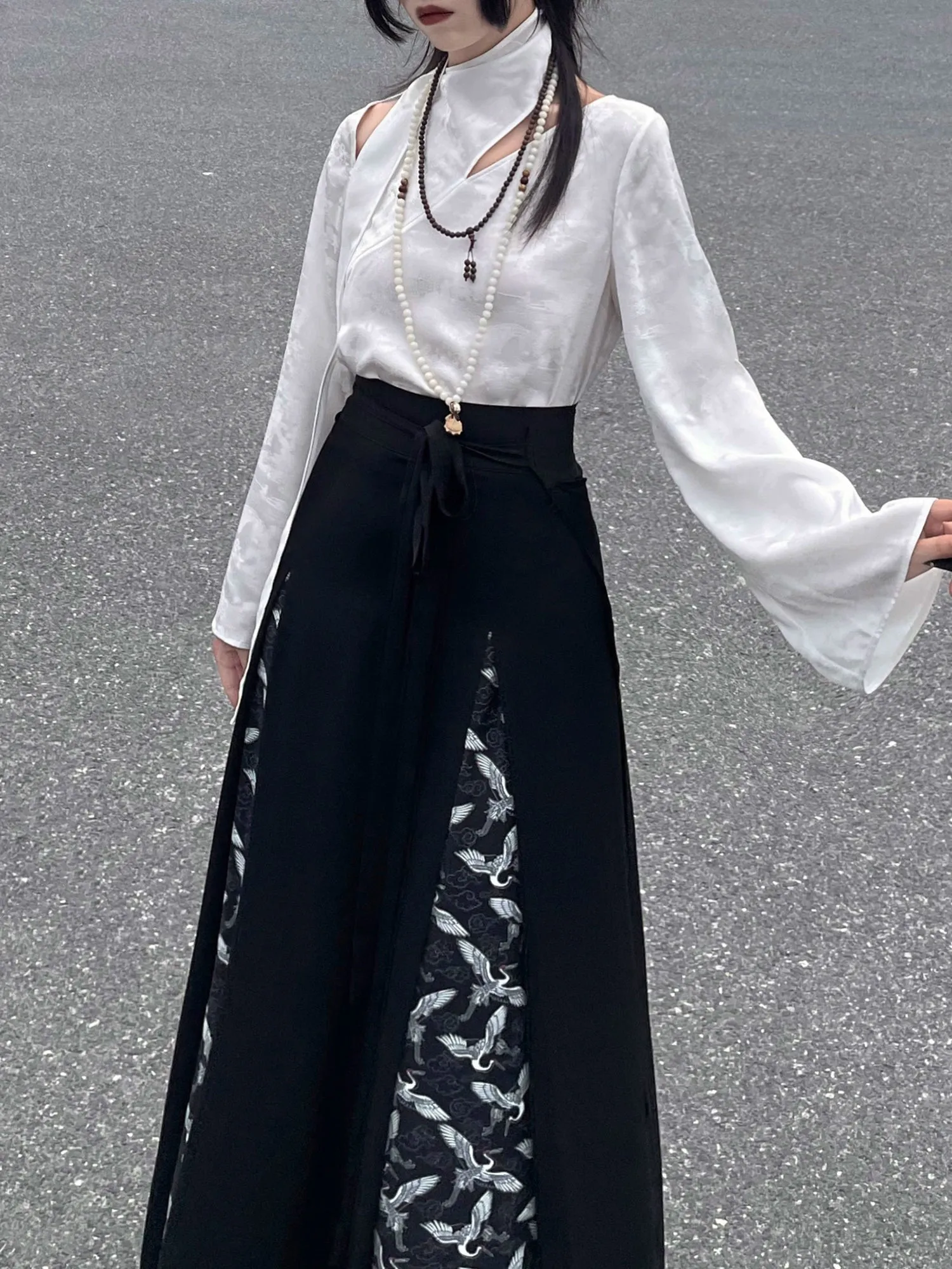 New Chinese style | shirt top embroidered horse skirt suit
