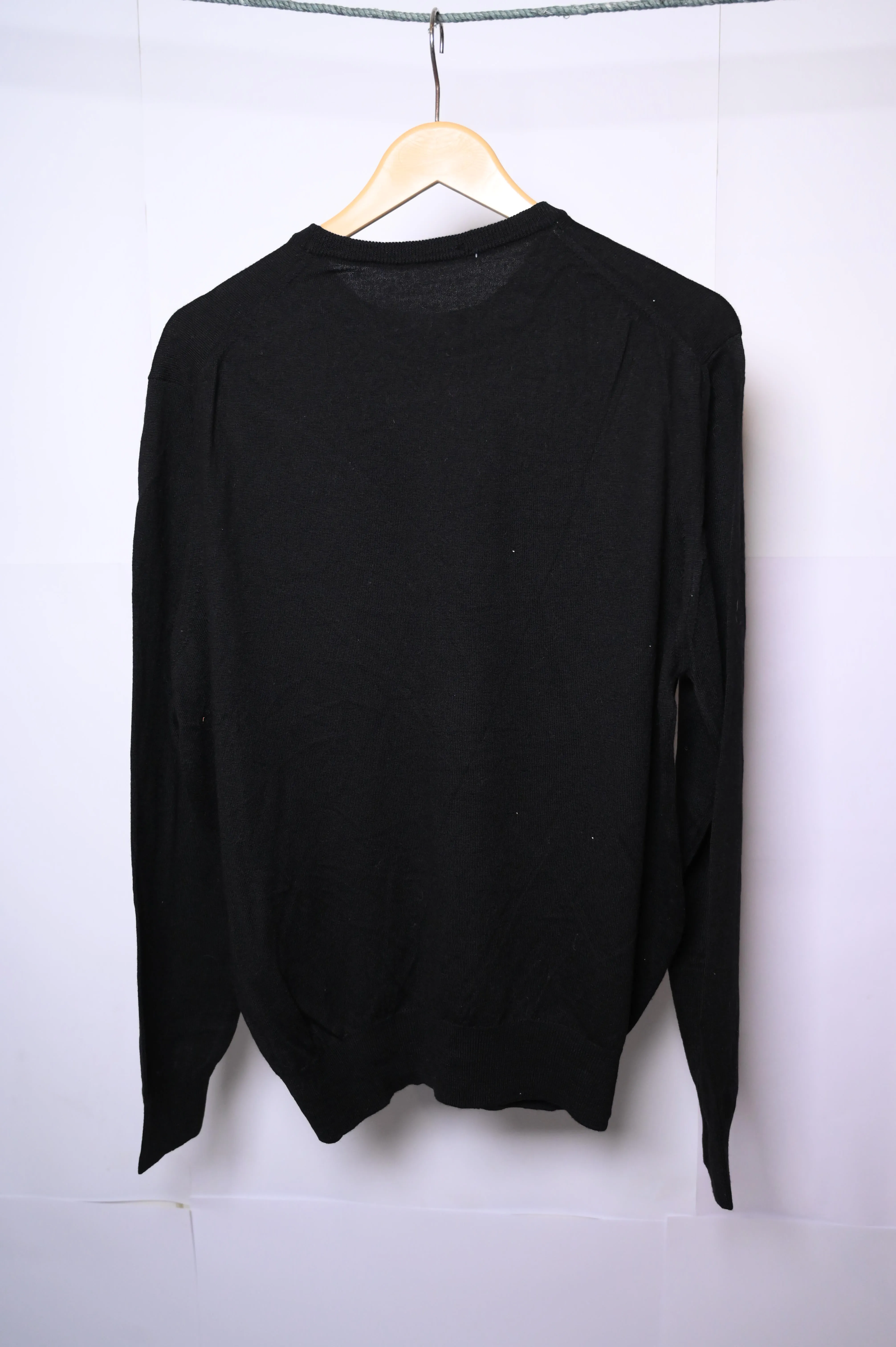 Thriftyfy Classic Black Full-Sleeve  Sweatshirt