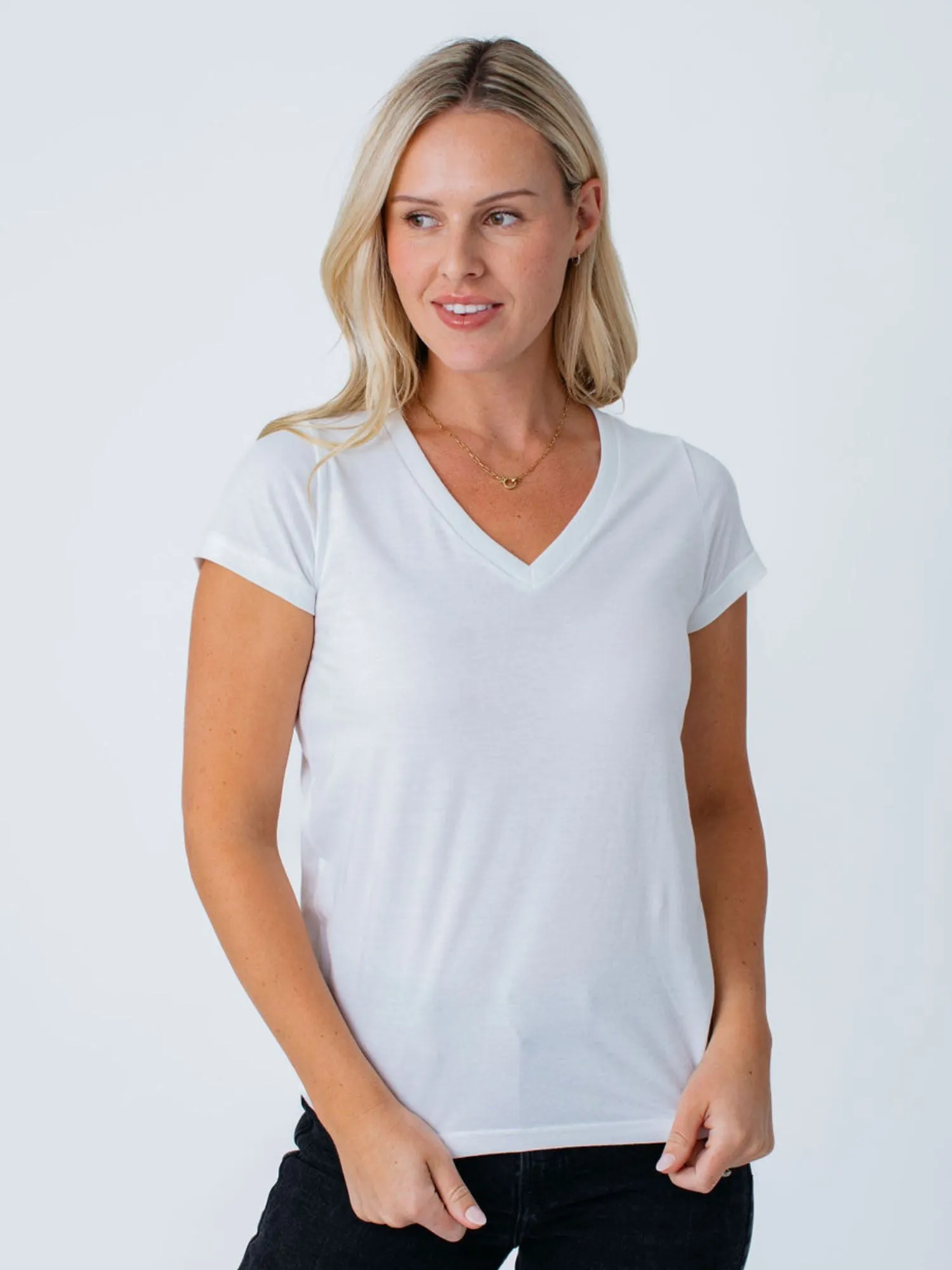 Women's V-Neck All White 5-Pack